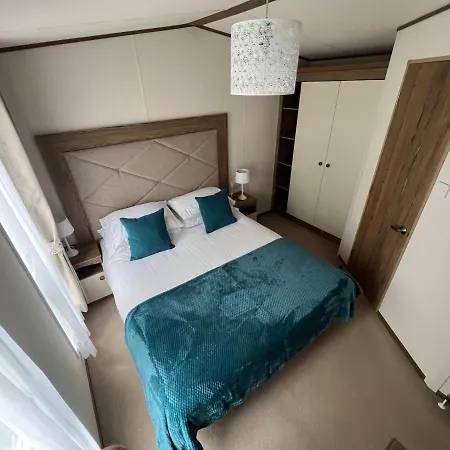 Althea, White Horse, Seal Bay Resort Selsey Exterior photo